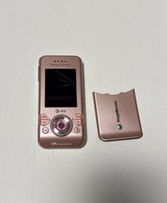 Sony Ericsson Walkman W580i Cell Phone Broken Screen for Parts Or Repair As-Is