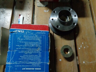 M10657 - SKF VKBA1304 WHEEL BEARING HUB ALFA FIAT LANCIA CHROME THEME 164