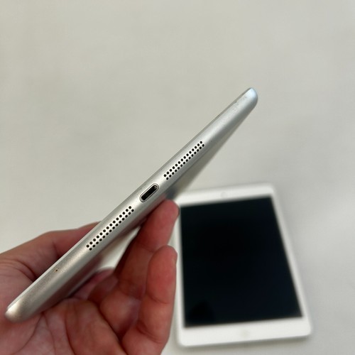 Apple iPad Mini 2 Model 2x A1490 for Parts or Repair Pre-Owned - Picture 6 of 6