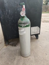 Used Medical Oxygen Cylinder D Tank (Empty) 14 2015 W/ Gauge