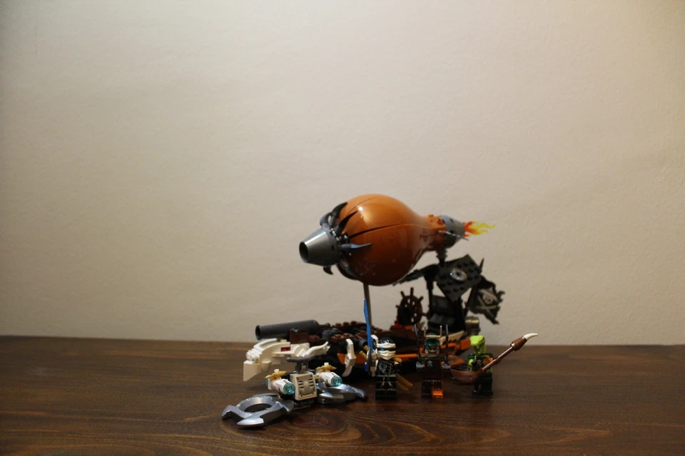 LEGO Ninjago 70603 Raid Zeppelin, foto 1 di 2