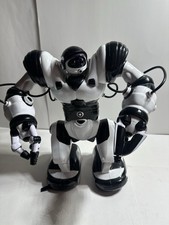 WowWee Black  White 14" ROBOSAPIEN Robot  Remote Control 2004 Untested