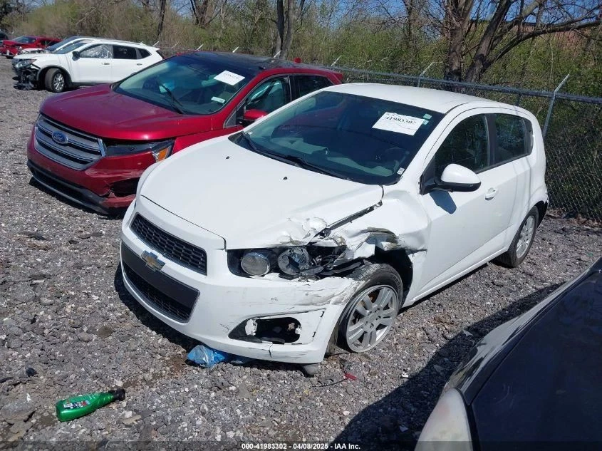 2016 Chevrolet Sonic Air Cleaner 1.8L Used OEM 86000 Miles - Stock #090152 — 第 2/4 张图片