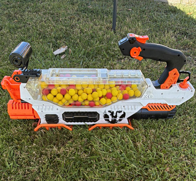 NERF Rival Apollo XVII-100 Blaster White/Orange w 9.6V Battery, Charger, Balls
