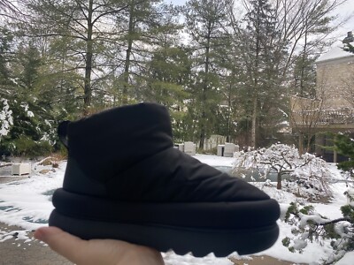 ugg classic maxi mini boots black