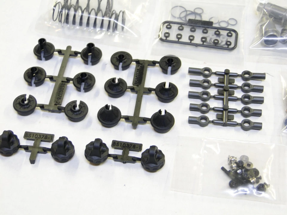 NUEVO ASOCIADO B7 B7D Juego Amortiguadores NARANJA Y GRIS B6.4 B6.3 B6.2 B6.1 AE22ND Foto 3 de 4