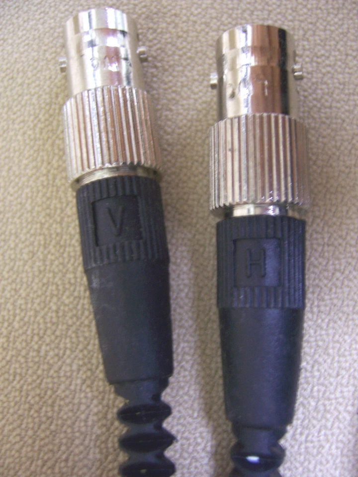 Liberty Wire & Cable LWC E-VGAM-5BNCF .5, 1 or 2 ft Male VGA to Female BNC RGBHV - Image 2 of 4