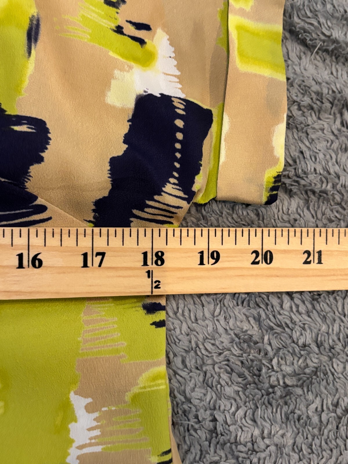 LOFT Blouse Womens Small Colorful Single Pocket Short Sleeved Top Geometric