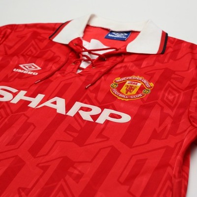 ウェア UMBRO Manchester United 92-94  kit 1992/94 Cantona #7 Manchester United Vintage Umbro Home Football