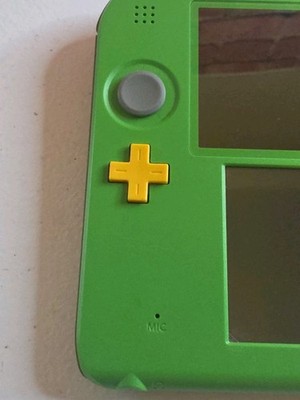 Nintendo 2DS Zelda Ocarina Of Time 3D Link Edition Console - With