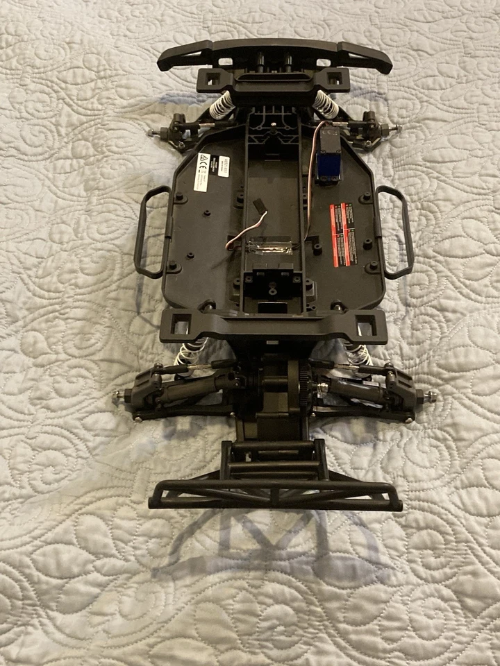 Nuevo deslizador Traxxas Raptor, amortiguadores, parachoques, servo, alta gravedad central de alta resistencia Foto 4 de 4