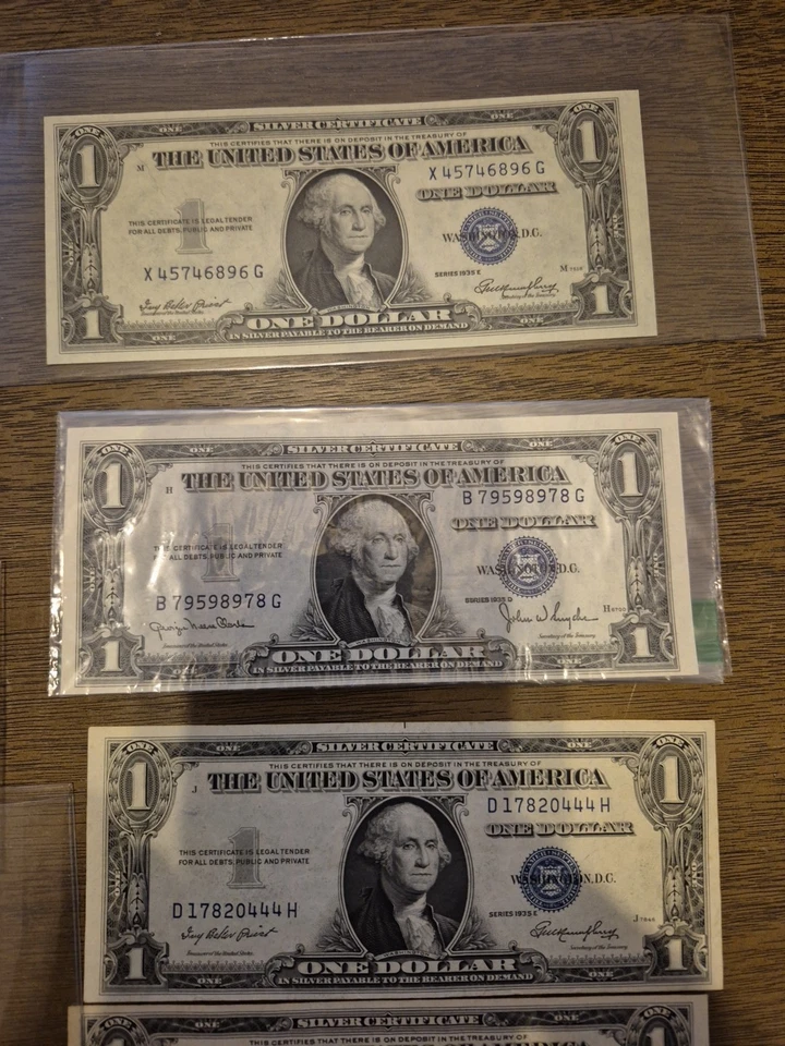 Lote de certificados de plata de los años 30 9 billetes de $1 y 1 billete de $5 Foto 4 de 4