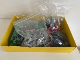 LEGO CASTLE 6082 Fire Breathing Fortress w/ Box Instructions Poster Complete