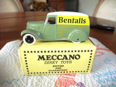 ACHTUNG KOPIE, LIEFERWAGEN BENTALLS DINKY TOYS 280 G