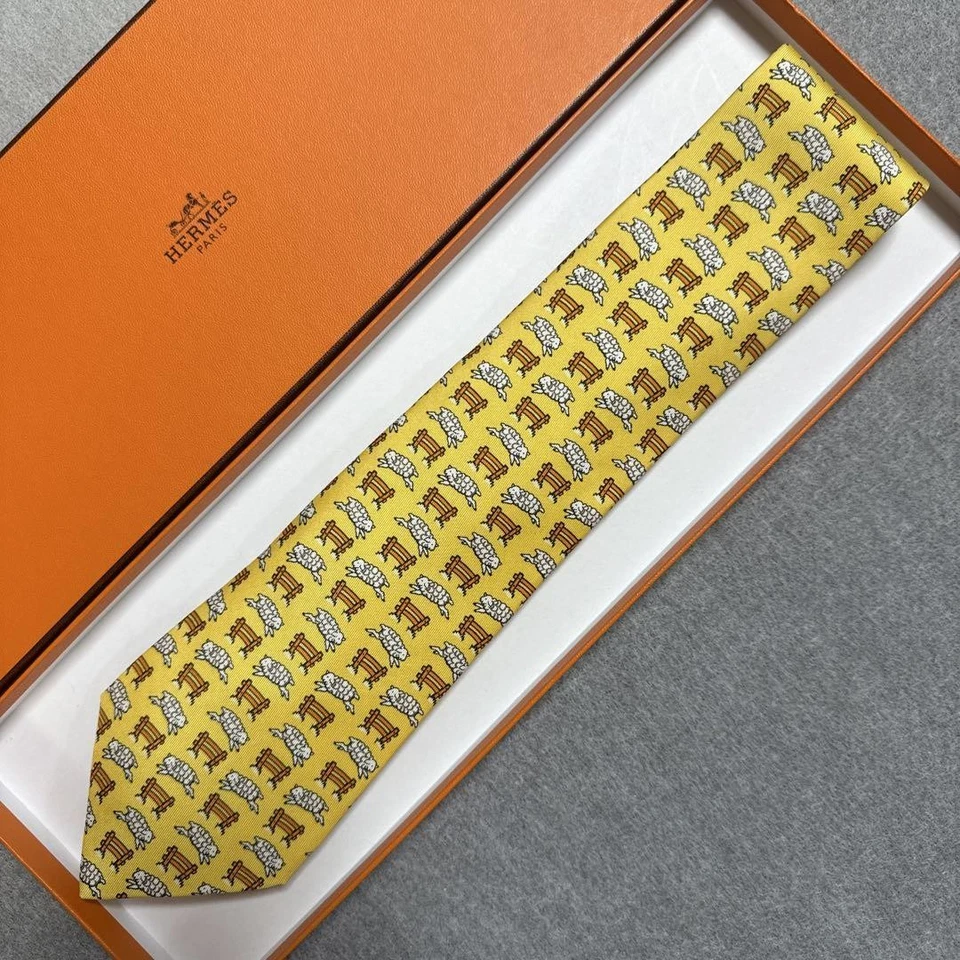 HERMÈS Corbata Amarilla Seda Hombre Oveja Logo Francia 125441 Foto 3 de 4