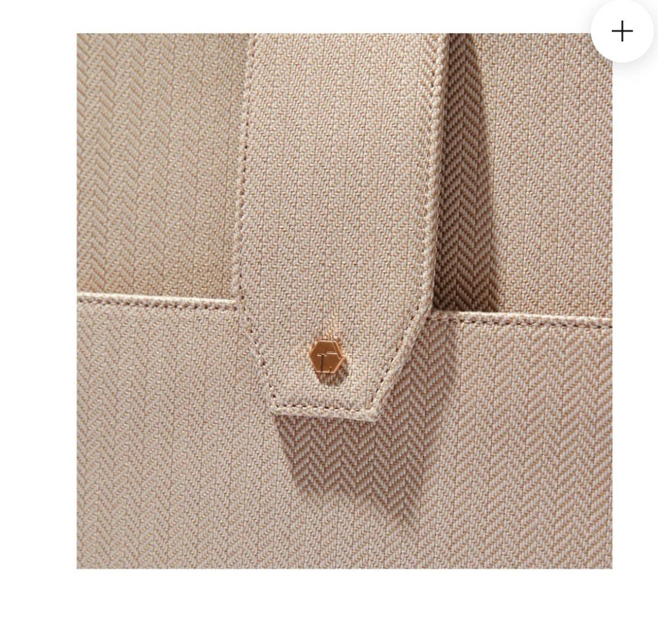 LINDSAY ALBANESE EDICIÓN LIMITADA The Daily Laptop Estuche sin asas 15 X 10,5  Foto 3 de 4