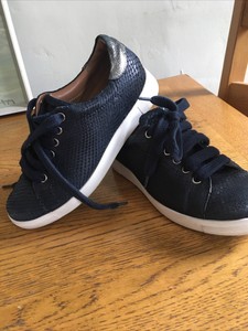 carvela trainers navy