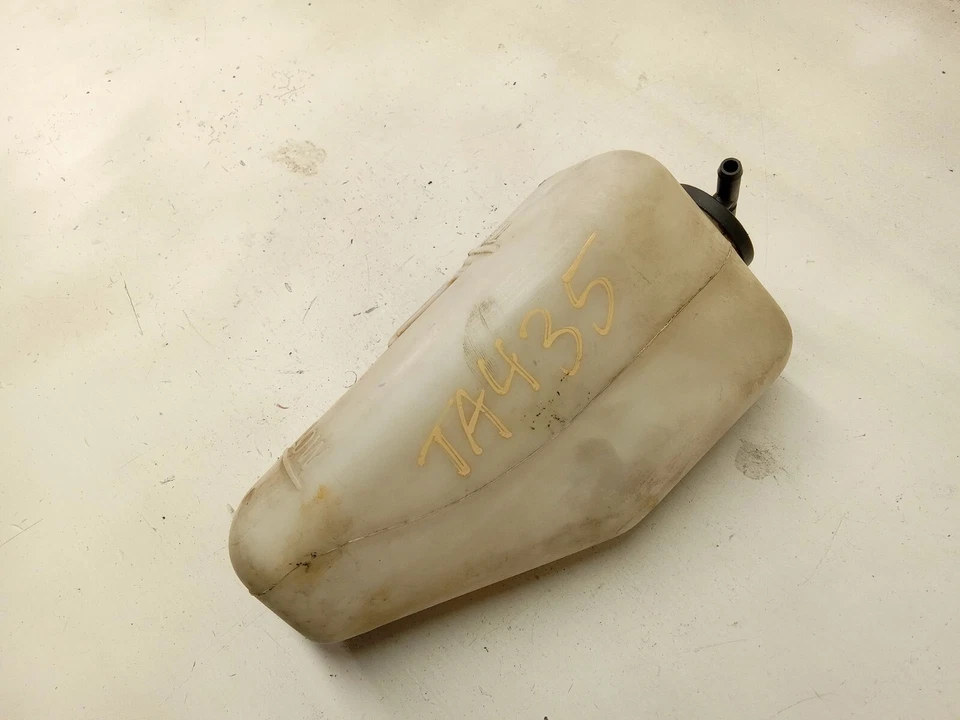 Toyota Corolla 1994 botella de recuperación de refrigerante con tapa OEM, 16470-02031 Foto 4 de 4