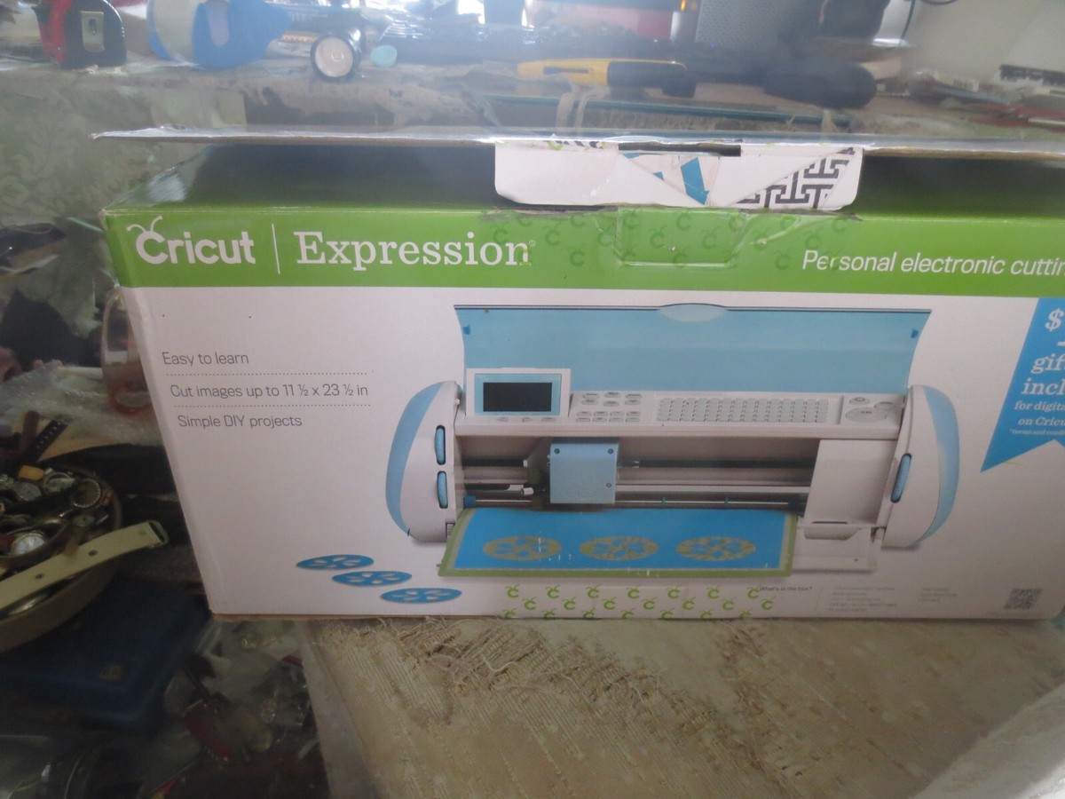 Cricut Expression Electronic Cutting Machine CREX001 in box no power cord