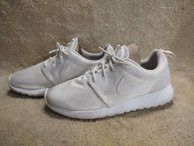 womens white roshe one