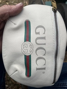 Petit sac ceinture en cuir blanc imprimé GUCCI