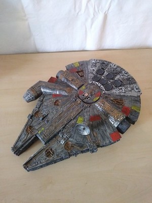 Millennium Flacon aus dem Hause REVELL easykit Bausatz 2015 Jahrgang