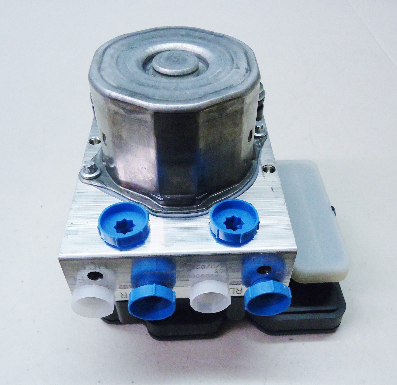 MASERATI ANTISKID HYDRAULIC CONTROL UNIT OEM # 673000000