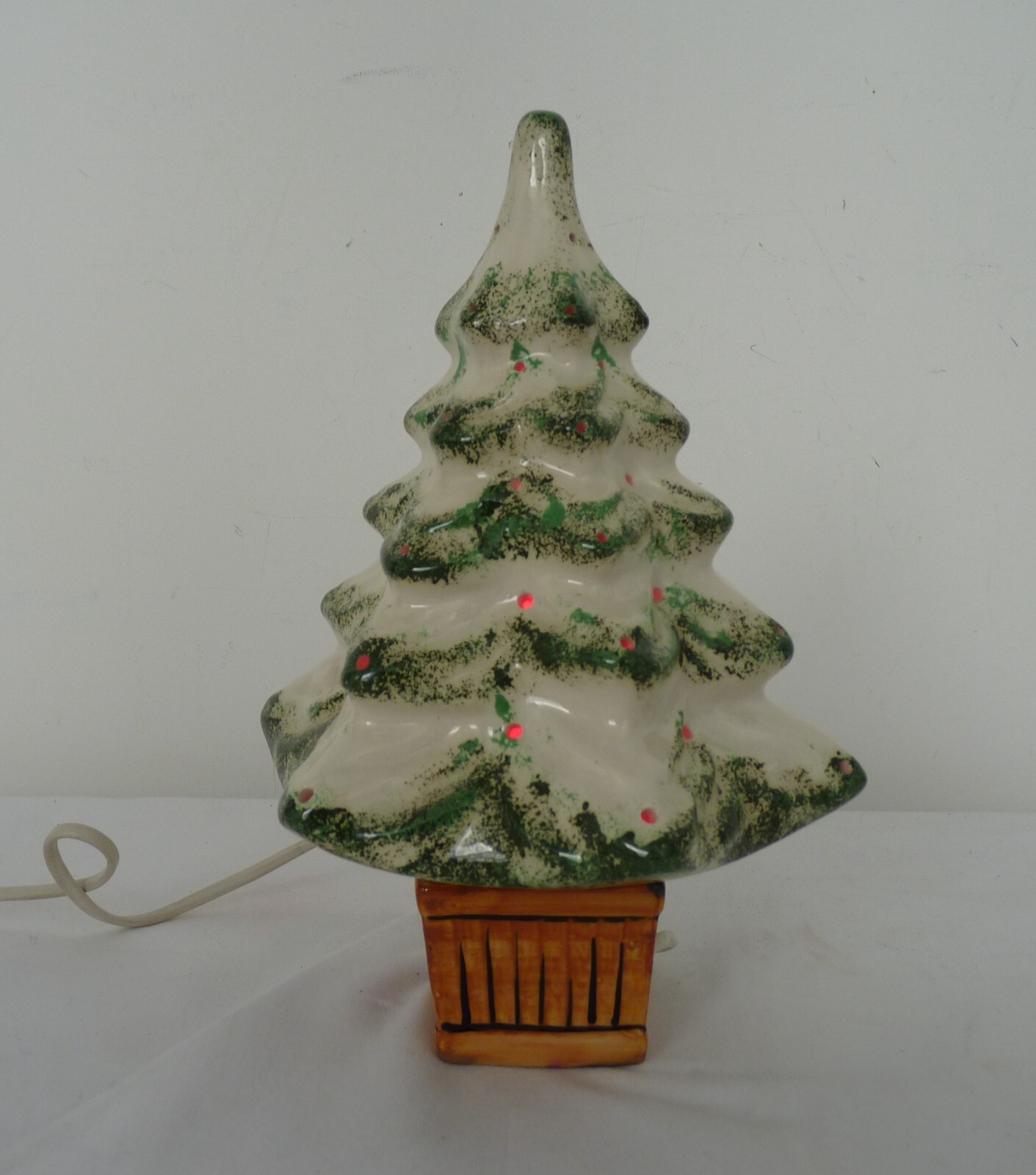 Vintage LightUp Christmas Tree Ceramic Ornament Electric Thames