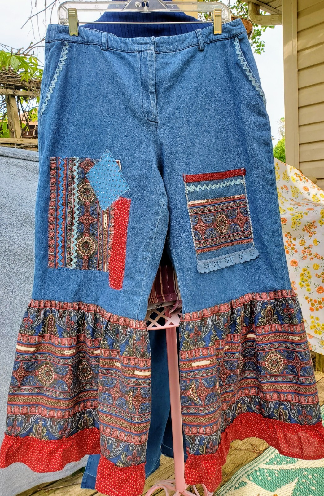 Picture 1 of 12