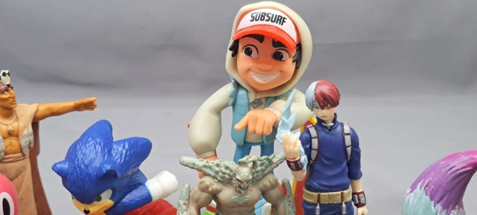 Lote de figuras surtidas de películas de Disney. Varios tamaños Foto 3 de 4