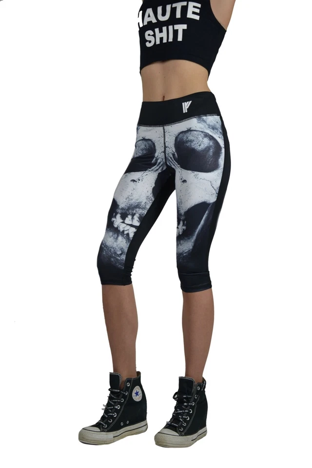 IRON FIST SKULL PUNK ROCK GOTHIC UNIQUE RARE BLACK LEGGINGS CAPRI WORKOUT FITNES - Imagem 3 de 4