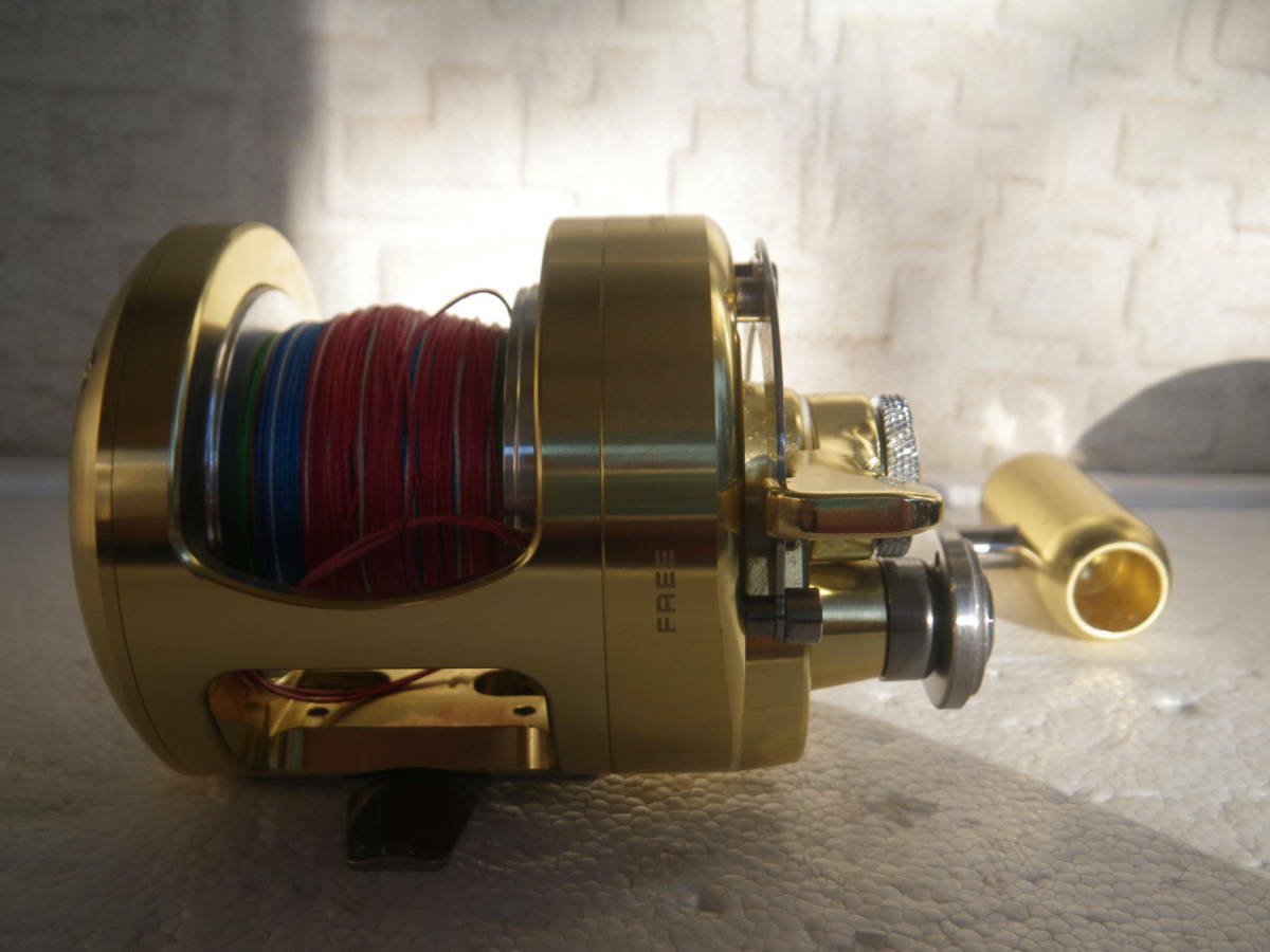 Okuma Titus Gold TG10 / With Box / Some scratches and stains