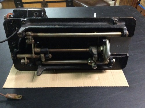 Antique Sewing Machine Stitchmatic Electric Deluxe Made in Japan - Picture 10 of 11