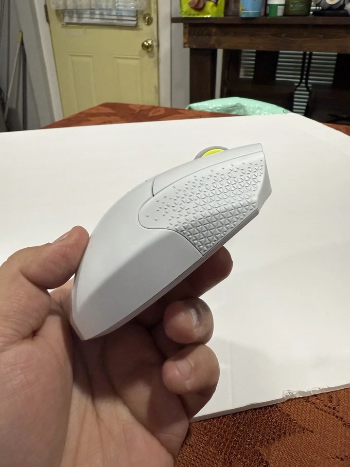 Corsair Scimitar Elite Inalámbrico SE MMO Blanco PC Ratón para Juegos con Dongle Foto 4 de 4