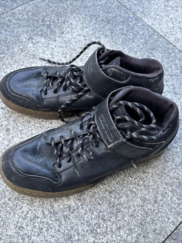 Giro Chamber Mid MTB Boot (Colour: Black/Gum, Shoe Size: 47)