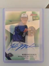 2015 Bowman's Best -Best of 2015 Auto Kodi Medeiros #B15-KME Green Refractor /99