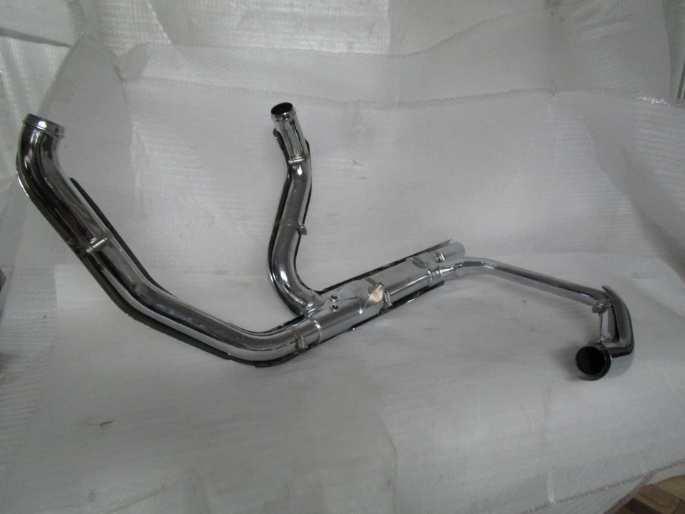 Tubo de cabeza Harley Davidson Touring 10-16 con protectores térmicos cromados OEM Foto 4 de 4