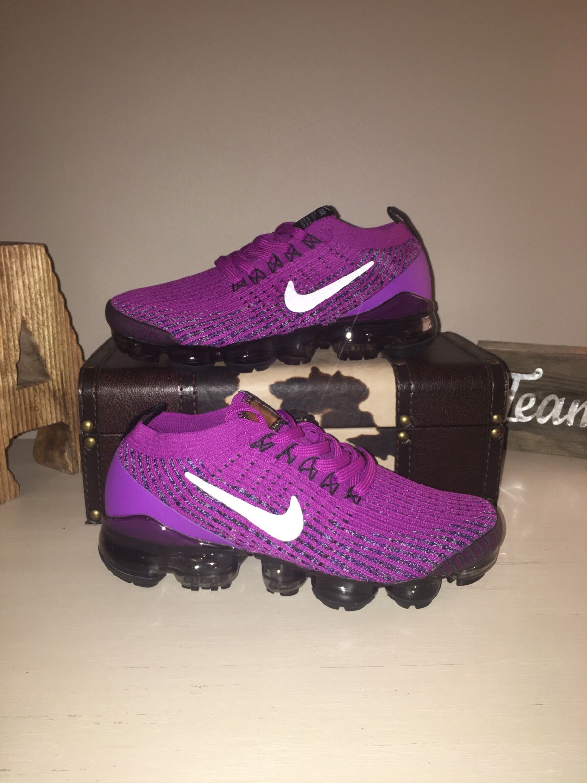 nike air vapormax flyknit 2 white black hydrogen & pink