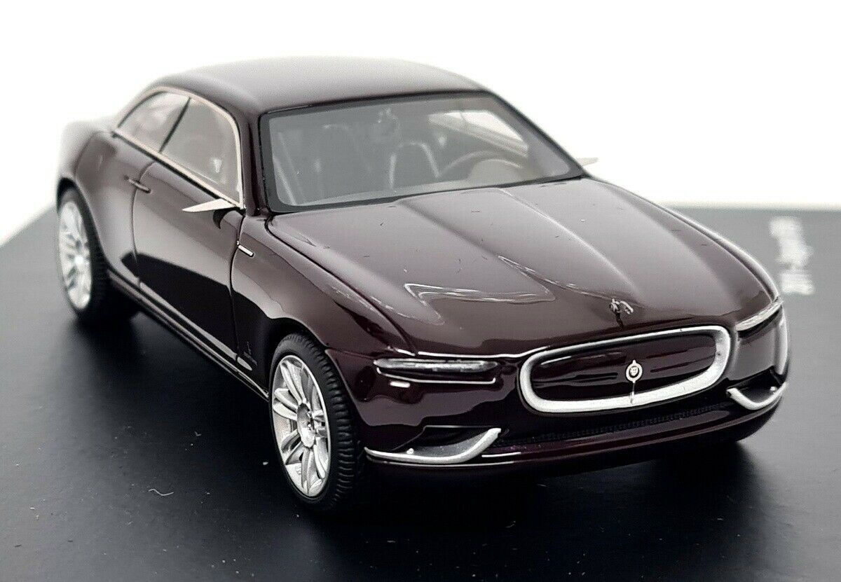 Jaguar F-Type Bertone 1966 1/43 Matrix - Noir - Miniature Neuve