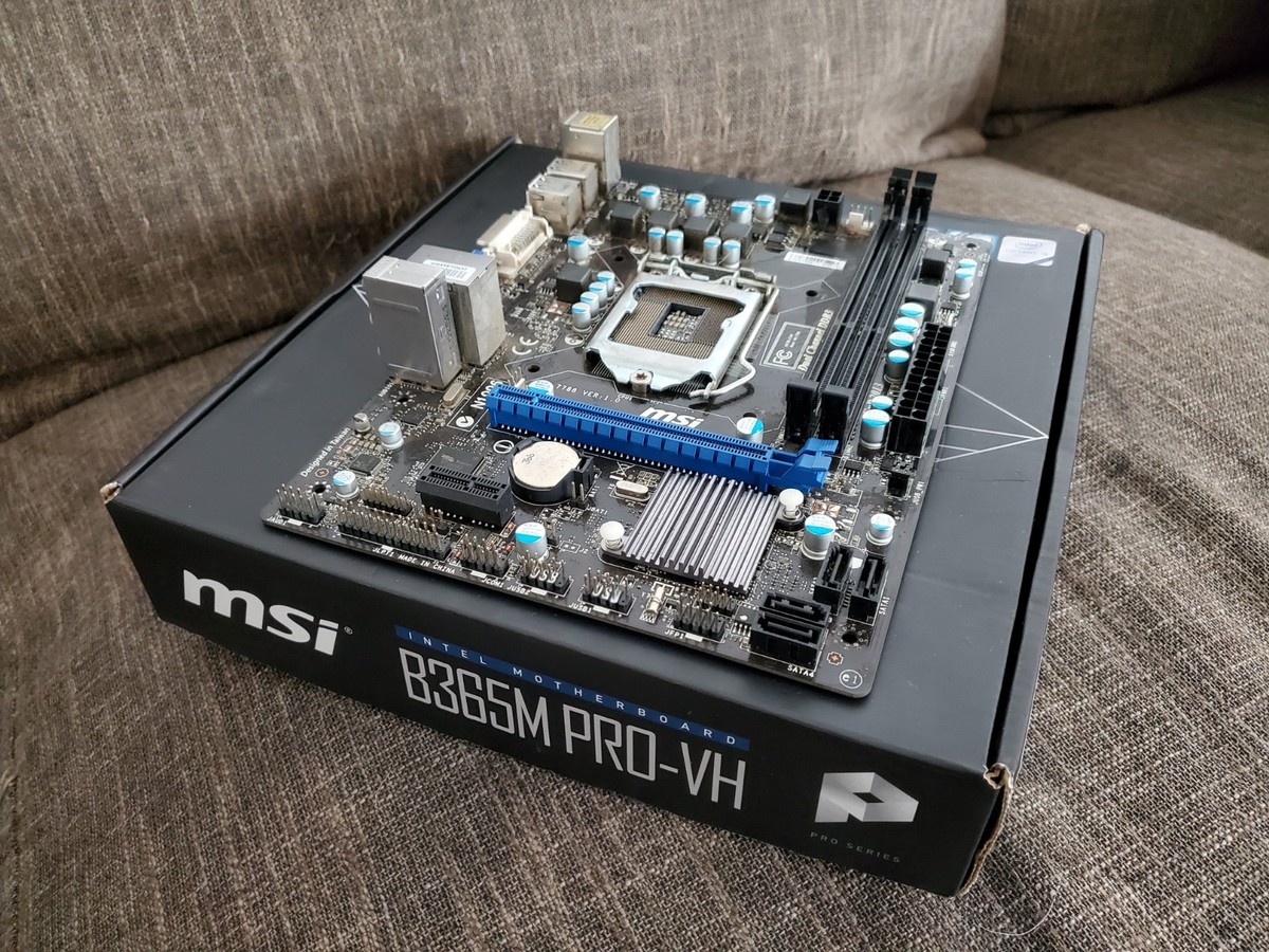 MSI H61M-P31/W8 LGA 1155 Intel H61 DDR3