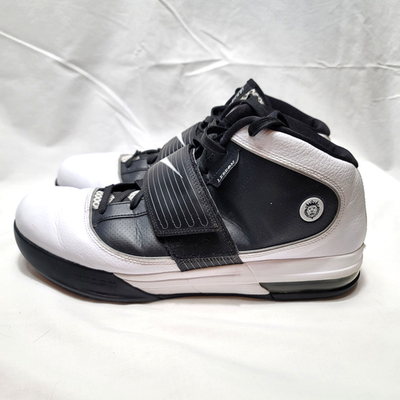 Nike zoom LeBron James size 14s LeBron 14. Nike.com main image 3