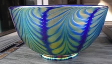 Signed Lundberg Studios Art Glass 2002 Pulled Feather Blue Iridescent Bowl