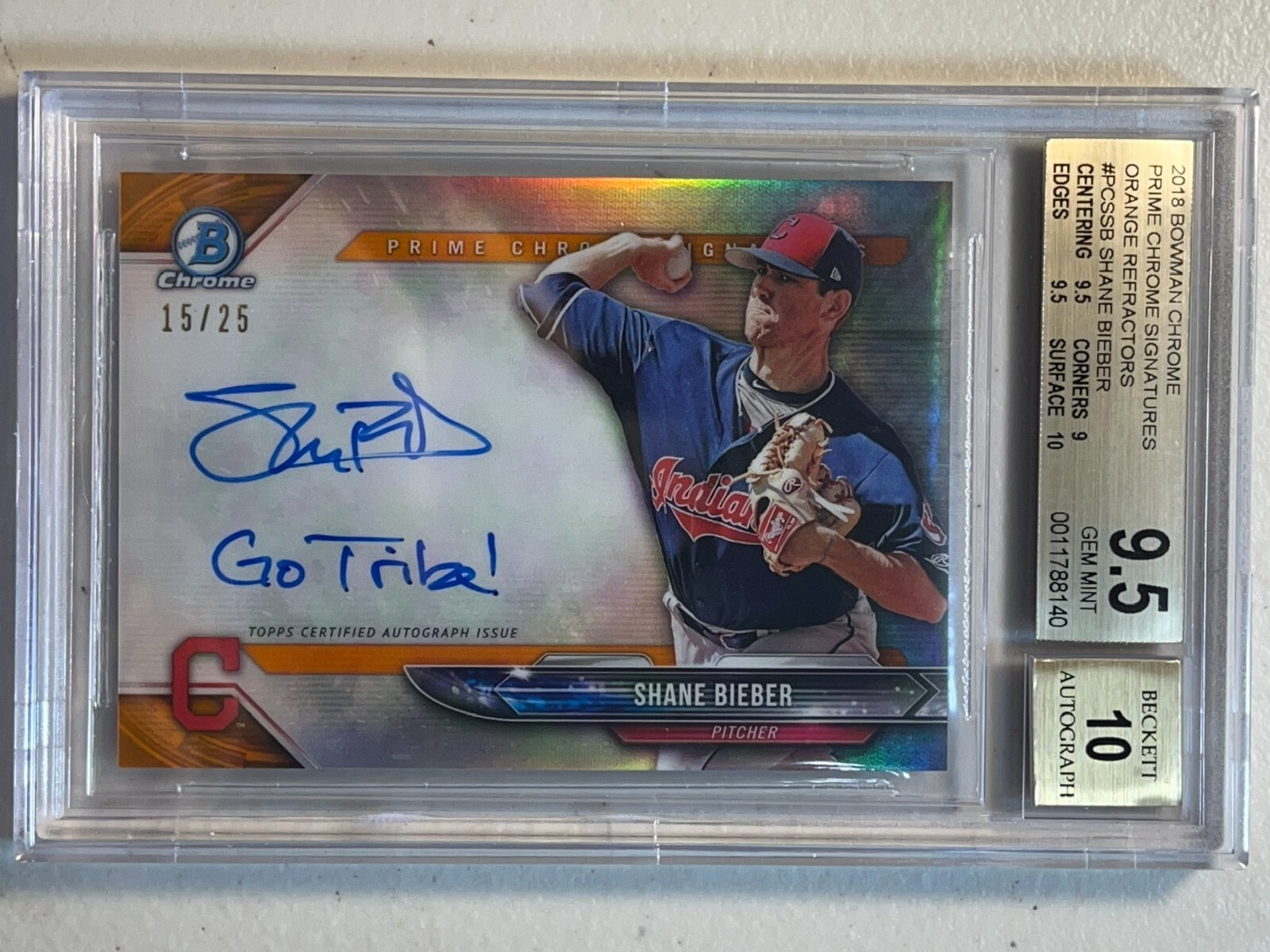 Shane Bieber BGS 9.5 10 2018 Bowman Chrome /25 Orange Refractor Auto Inscription