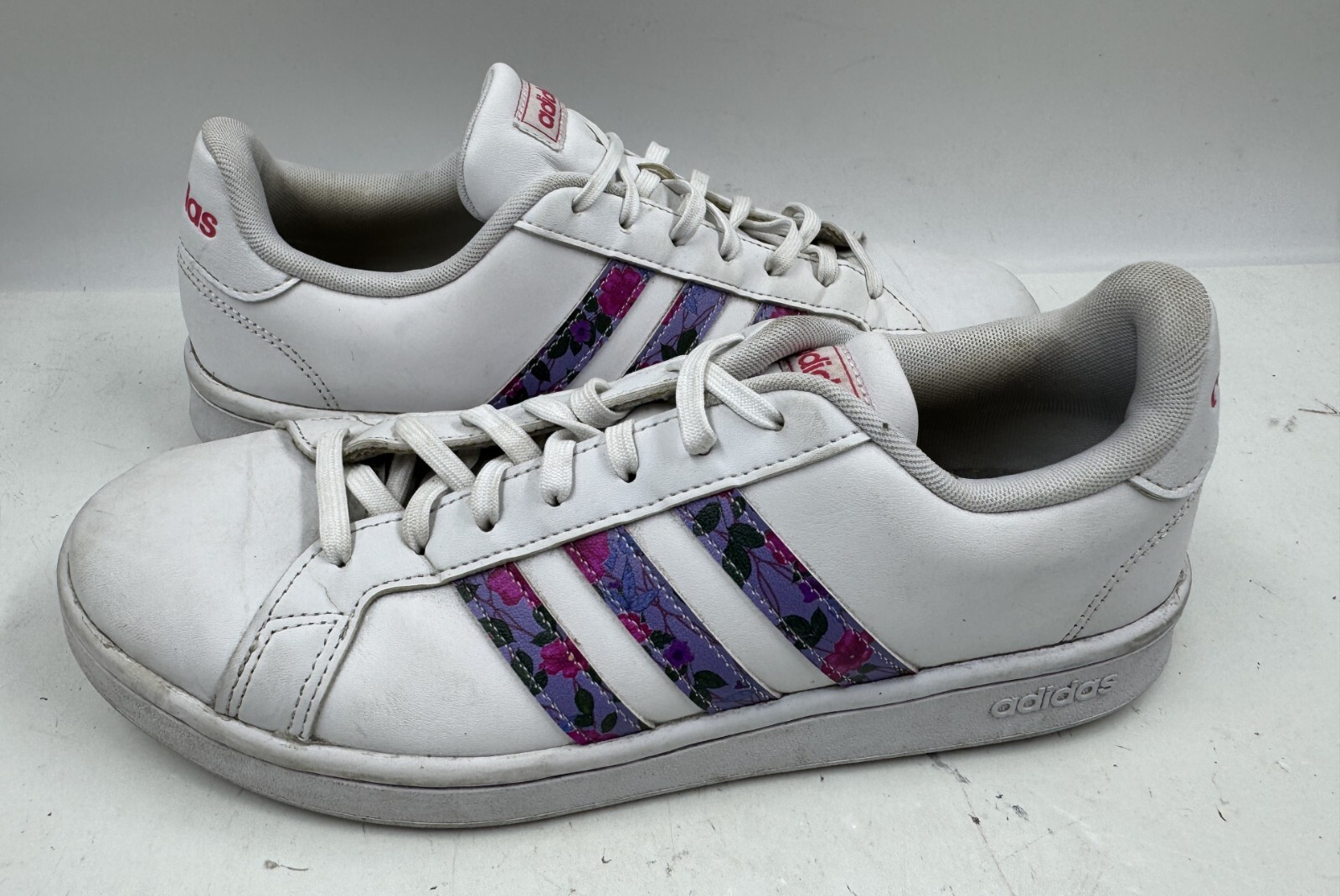 Adidas Grand Court Women's Sneakers Size 10 White Leather Athletic Shoes EG0536 thumbnail 2