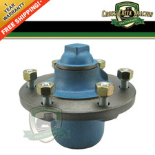 C9NN1104D Front Hub for Ford Tractor 5000, 5100, 5200, 7000, 7100 7200 5600+