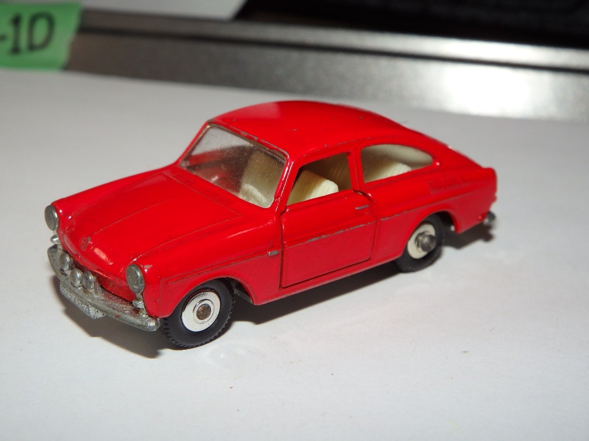 Vintage 1967 Matchbox Lesney Red No. 67 Volkswagen 1600 TL Loose