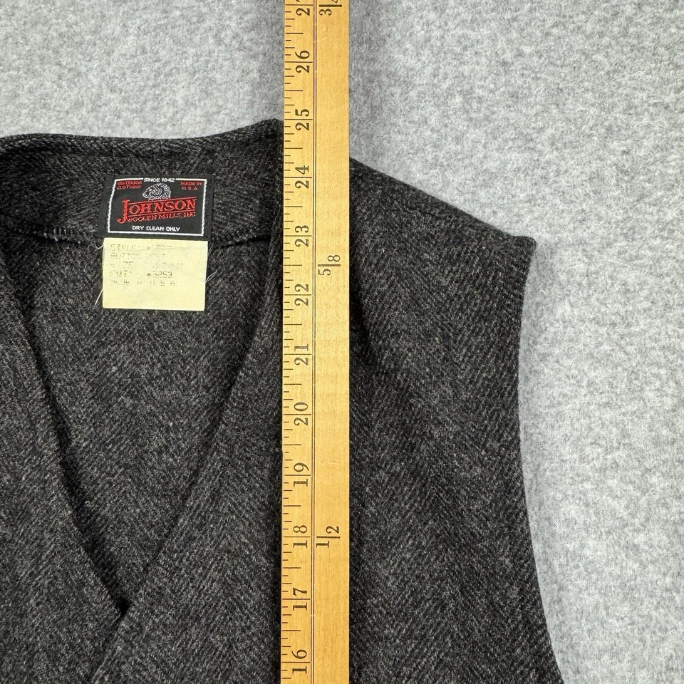 VTG Johnson Woolen Mills Herringbone Tweed Button Vest Medium 70s Gray USA Made - Image 4 of 4