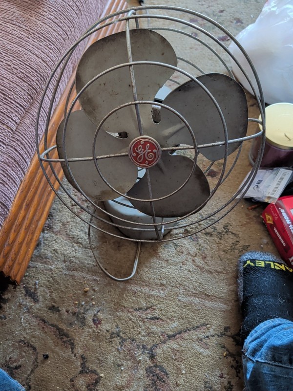Vintage 1940s GE 12” Oscillating 2 Speed 4 Blade Desk Fan Model CY60 Works