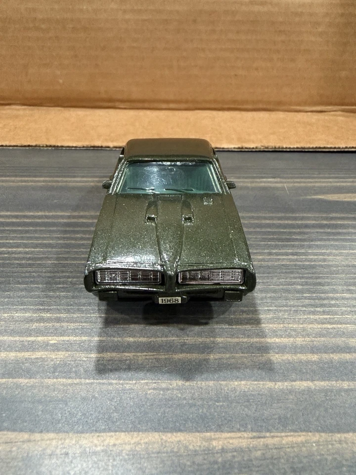ERTL PONTIAC GTO G.T.O. COCHE DIECAST METÁLICO VERDE OSCURO 1:18 Foto 3 de 4