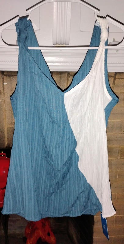 NWT Cupshe Women's Blue & White Tank Top Size Medium 